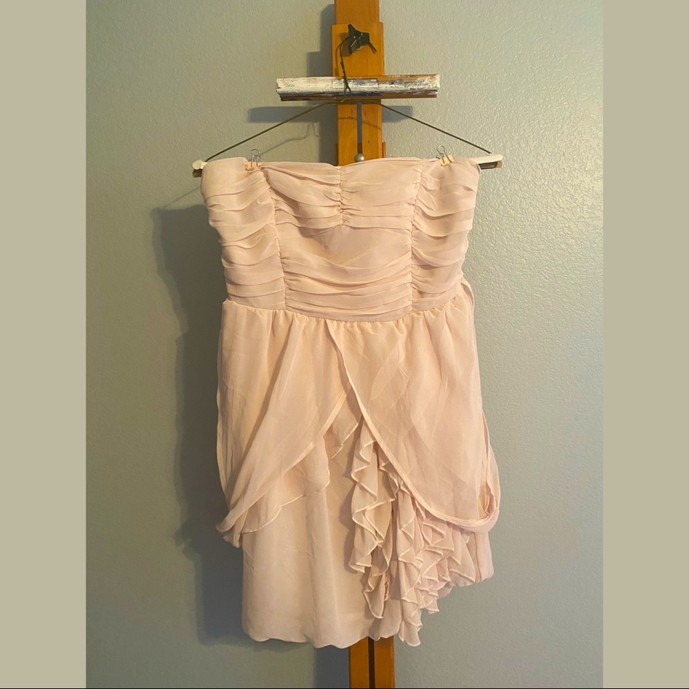 Cream off-white short dress w/ruching, can be worn strapless or with straps